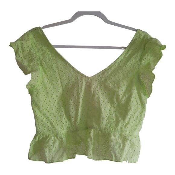 wild fable Tops - Wild Fable Flutter Short Sleeve Eyelet Top